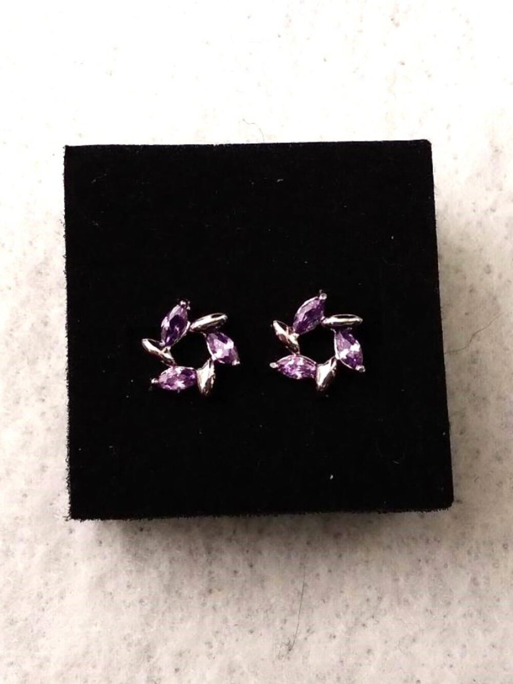 Brand New Beautiful Purple CZ & 18K White Gold-Filled Wreath Pierced Earrings